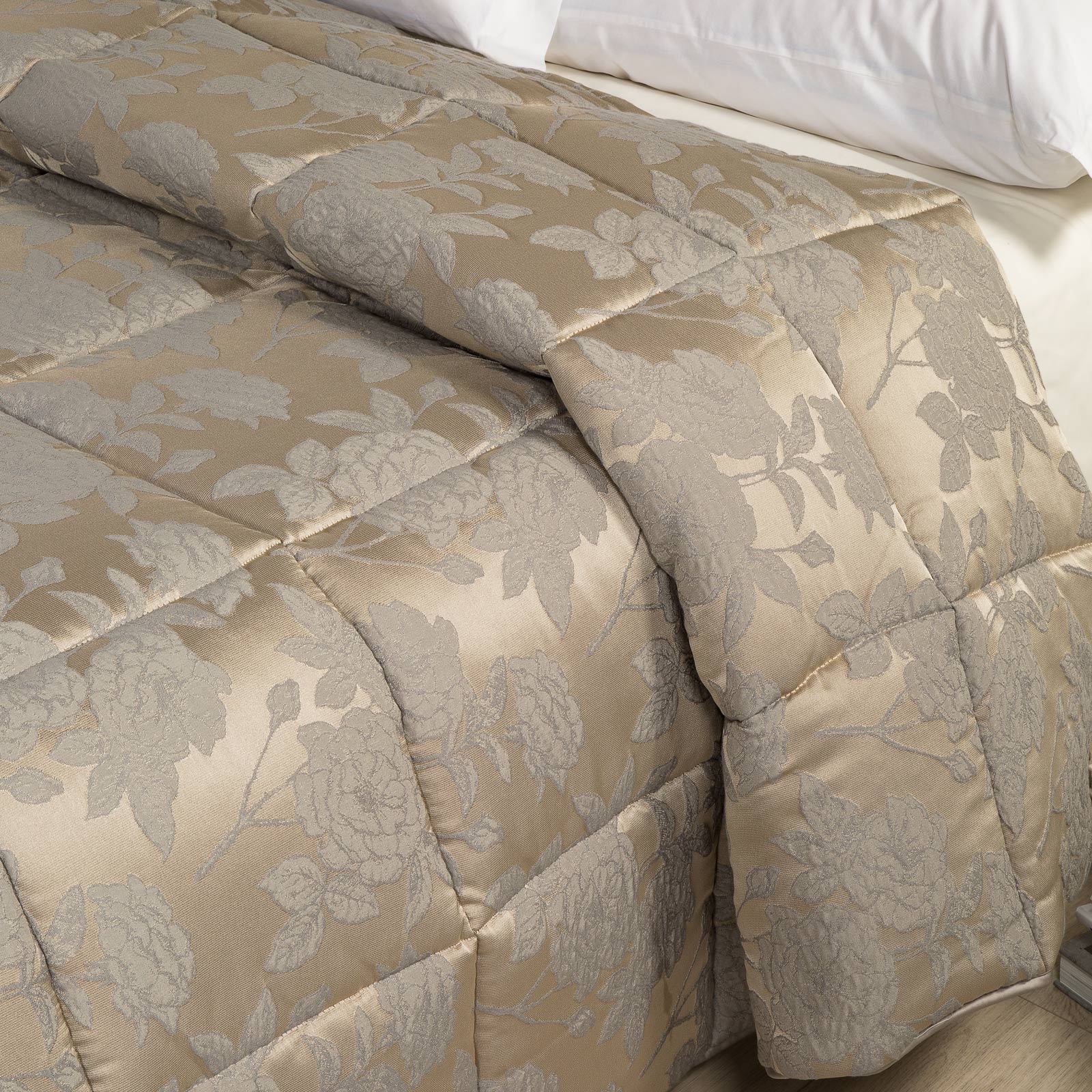 Trapunta-Matrimoniale-Grigio-Vicky-Floreale-Caleffi-Jacquard-Microfibra