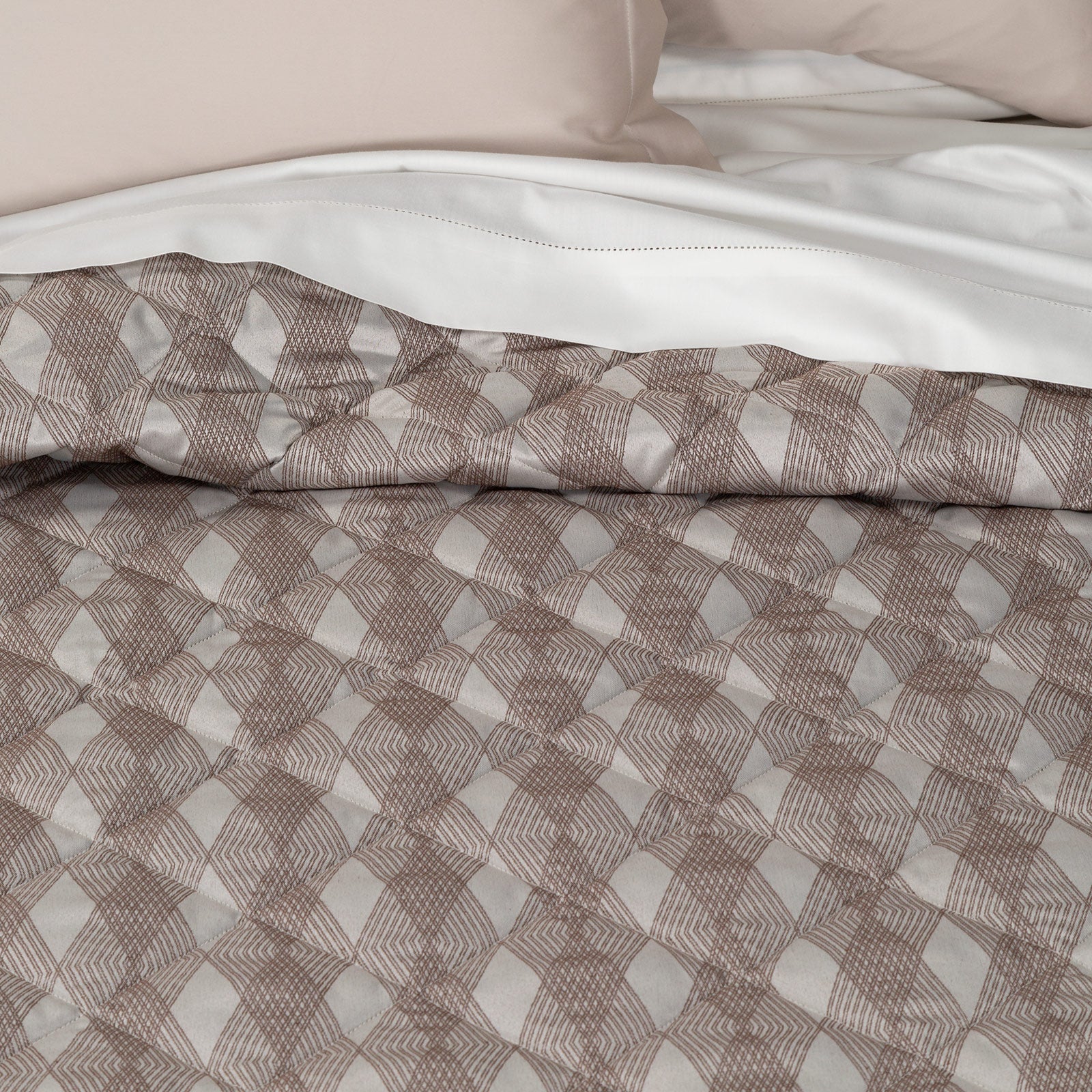 Copriletto-trapuntato-Matrimoniale-Moka-Nuit-Non Assegnato-Caleffi-Jacquard-Fibra-anallergica