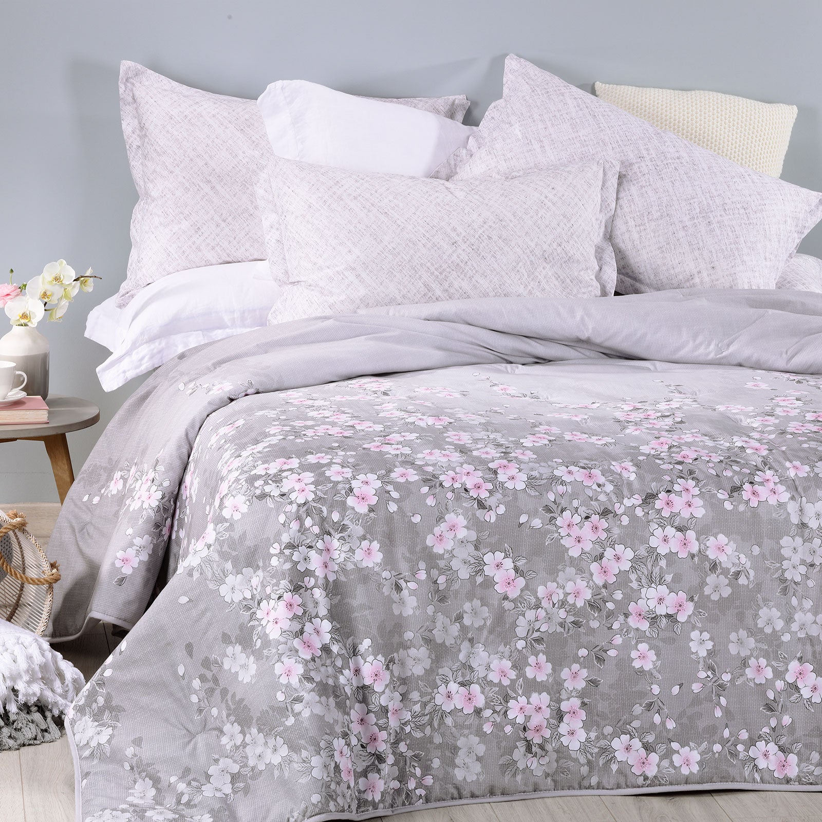 Calduccia-Matrimoniale-Grigio-Cascata di fiori-Floreale-Caleffi-Cotone-Microfibra
