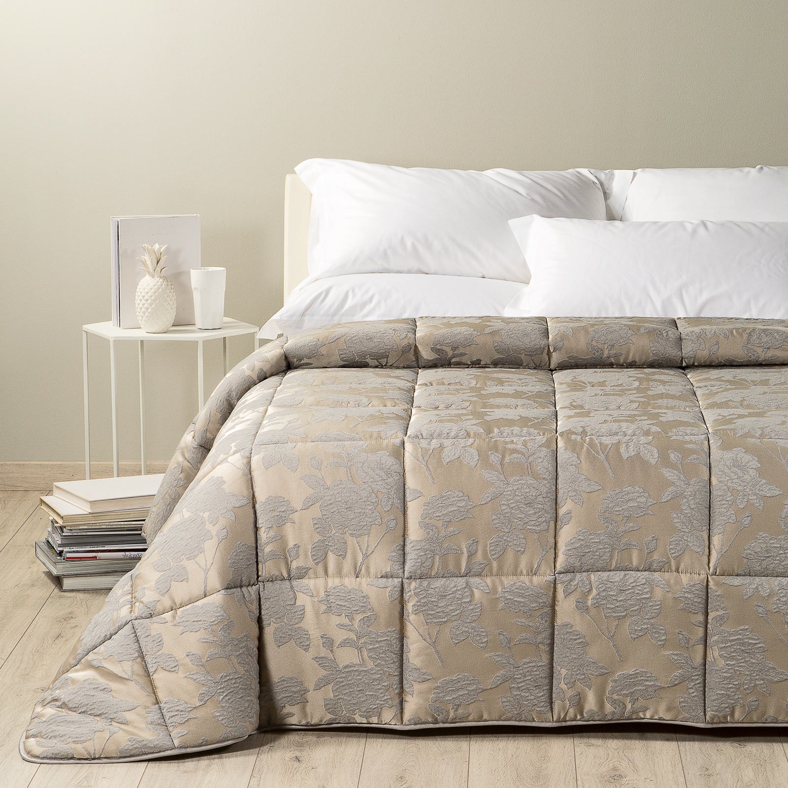 Trapunta-Matrimoniale-Grigio-Vicky-Floreale-Caleffi-Jacquard-Microfibra