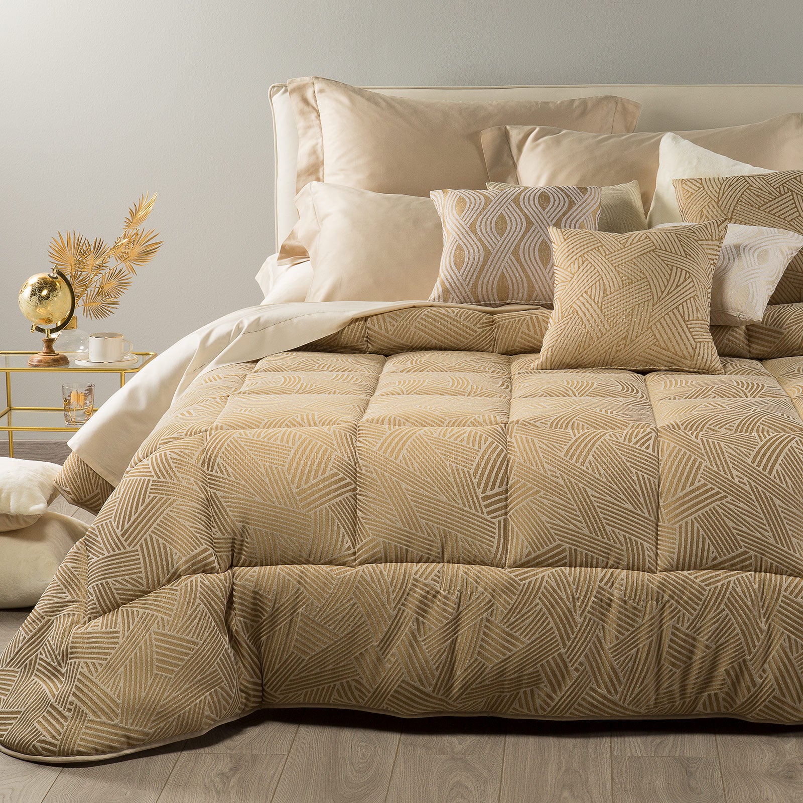 Trapunta-Matrimoniale-Oro-Silver-Floreale-Caleffi-Jacquard-Microfibra