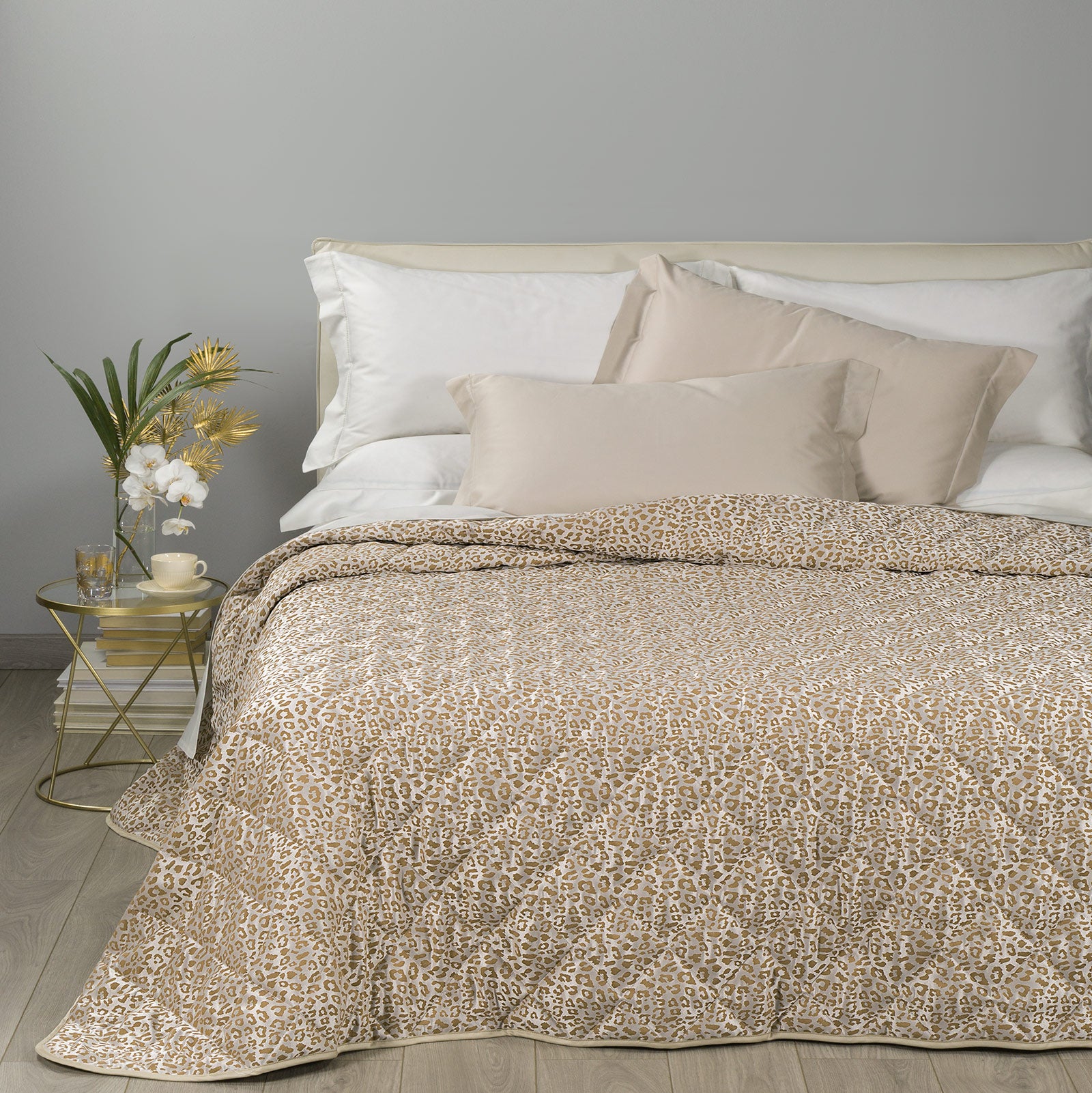 Copriletto-trapuntato-Matrimoniale-Ambra-Leopard-Non Assegnato-Caleffi-Jacquard-Fibra-anallergica